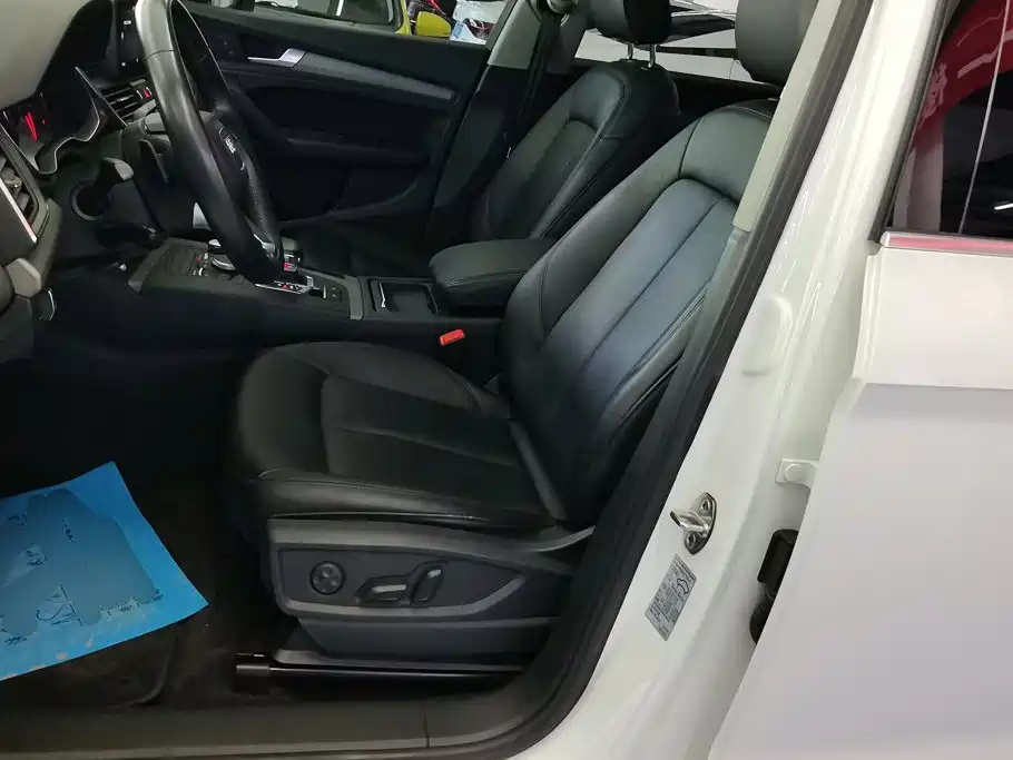 Audi Q5L — миниатюра 9