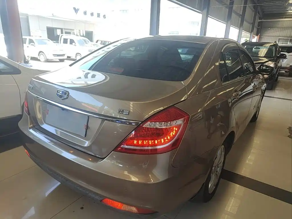 Geely Emgrand — миниатюра 7