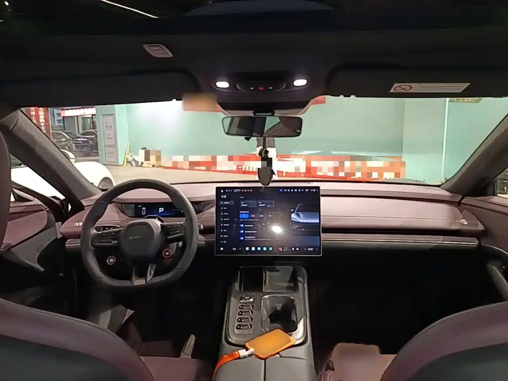 Xiaomi SU7 — миниатюра 10