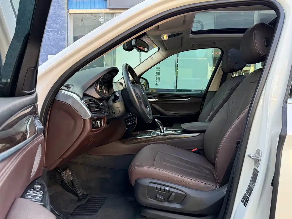 BMW X5 (Import) — миниатюра 9