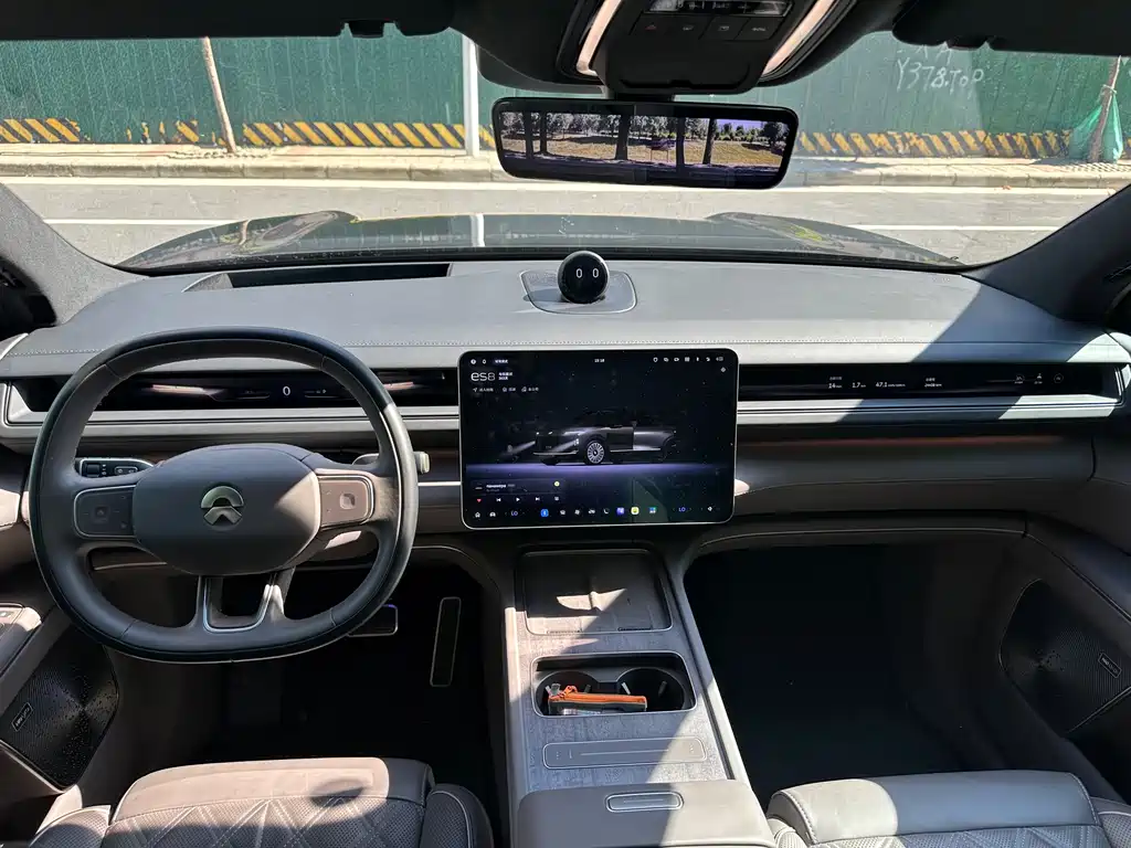 NIO ES8 — миниатюра 6