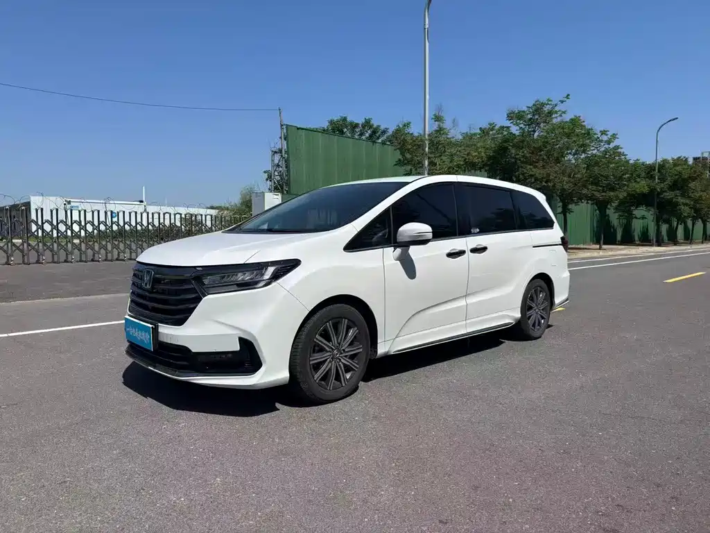 Honda Odyssey 2024 2.0L e:HEV Sharp Delight Edition
