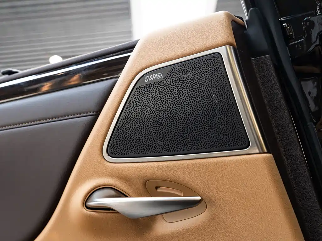 Lexus ES — миниатюра 17