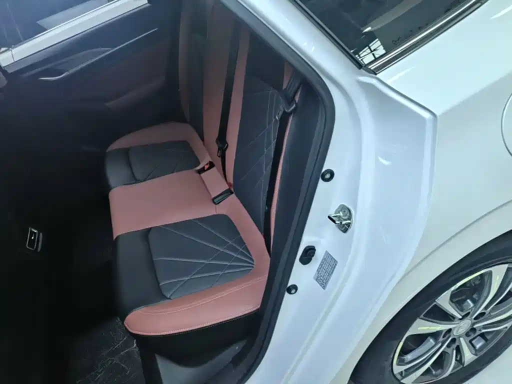 Changan Eado — миниатюра 17