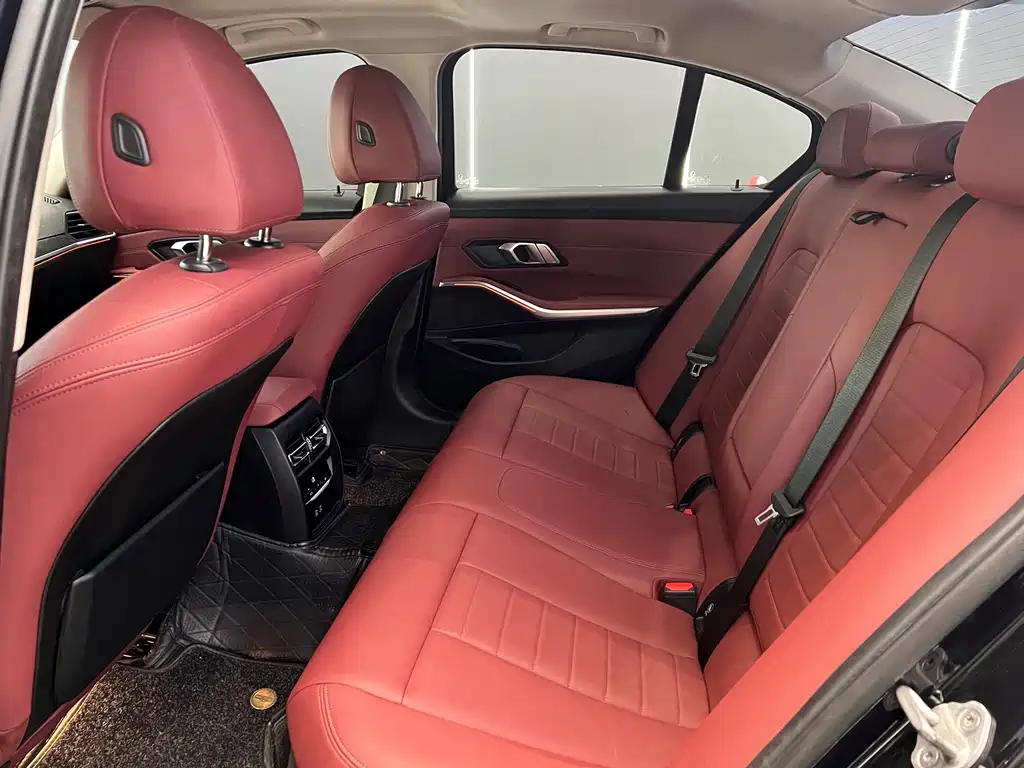 BMW 3 Series — миниатюра 7