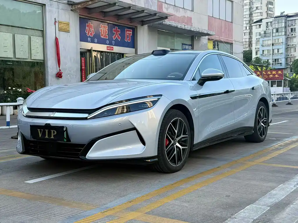 Byd 汉L 2025