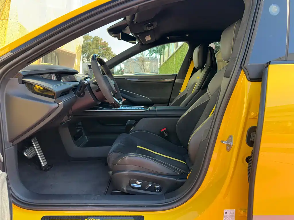 XIAOMI CAR XIAOMI SU7 ULTRA