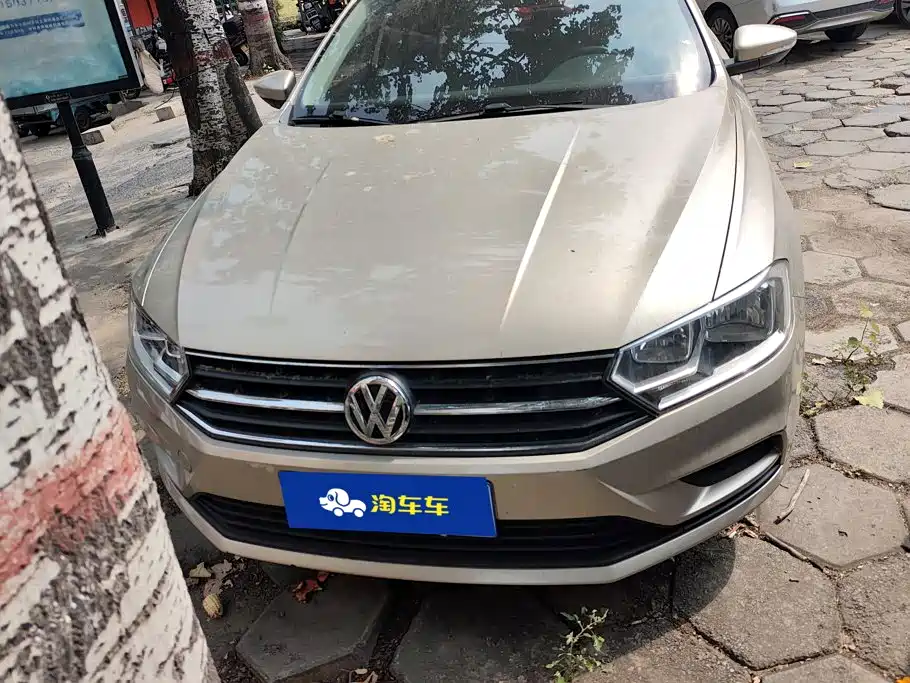 Volkswagen Bora — миниатюра 2