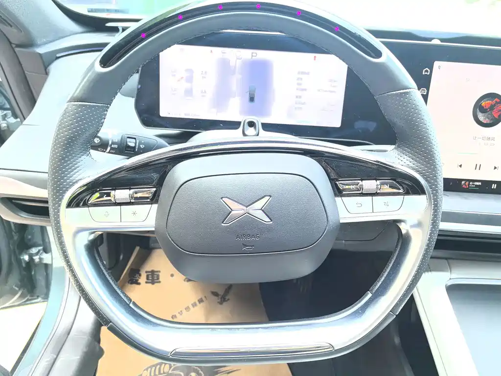 XPeng P7 — миниатюра 9