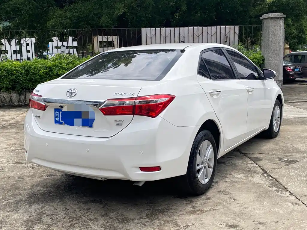 Toyota Corolla — миниатюра 4