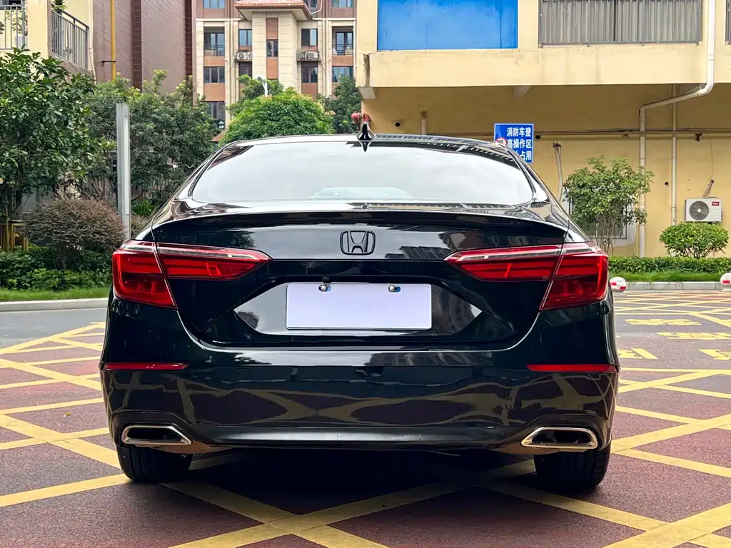 Honda Inspire — миниатюра 6