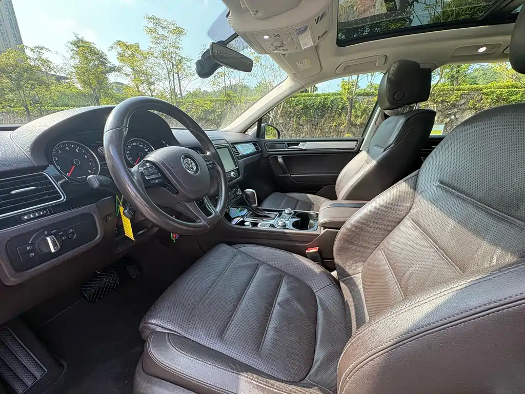 Volkswagen Touareg — миниатюра 4