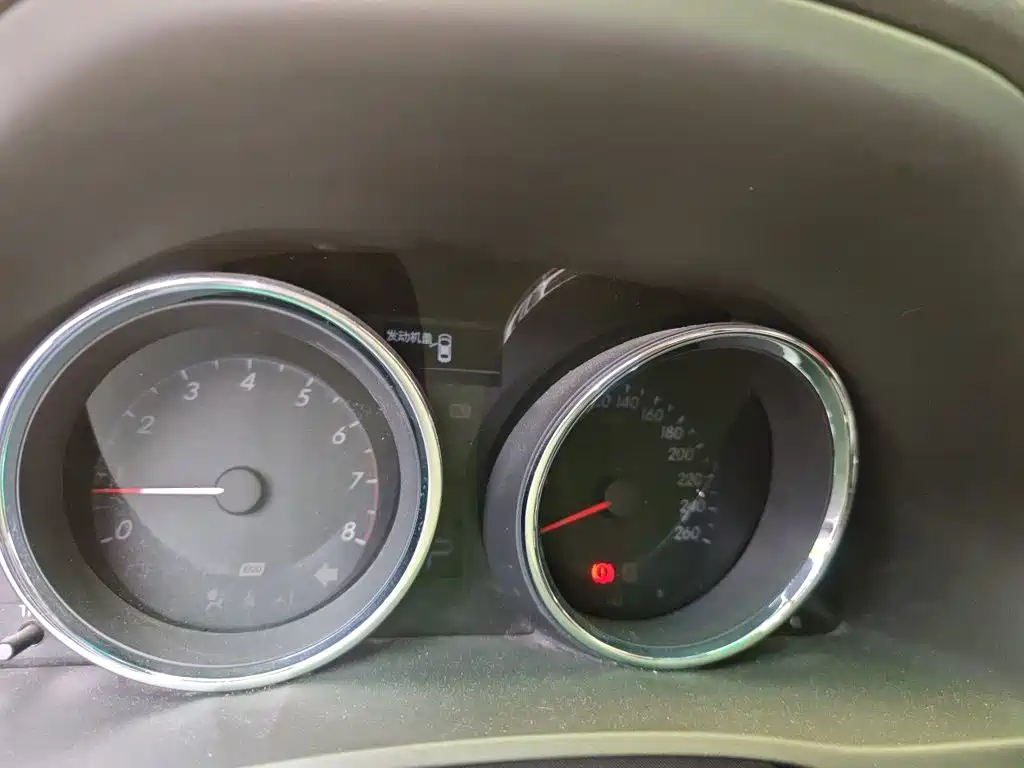 Toyota Reiz — миниатюра 8