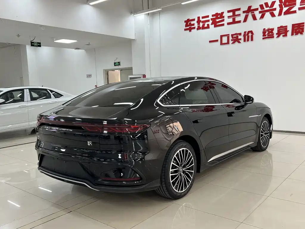 BYD Han — миниатюра 15