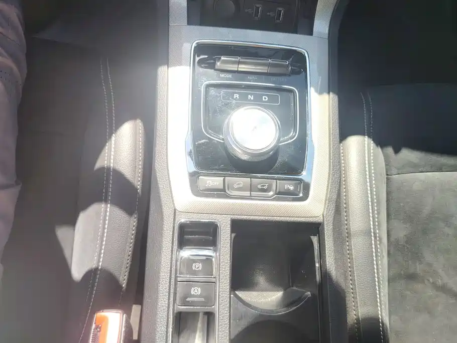 Roewe RX5 New Energy — миниатюра 16