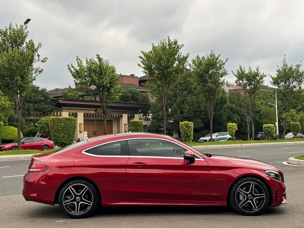 Mercedes-Benz C-Class (Import) — миниатюра 12