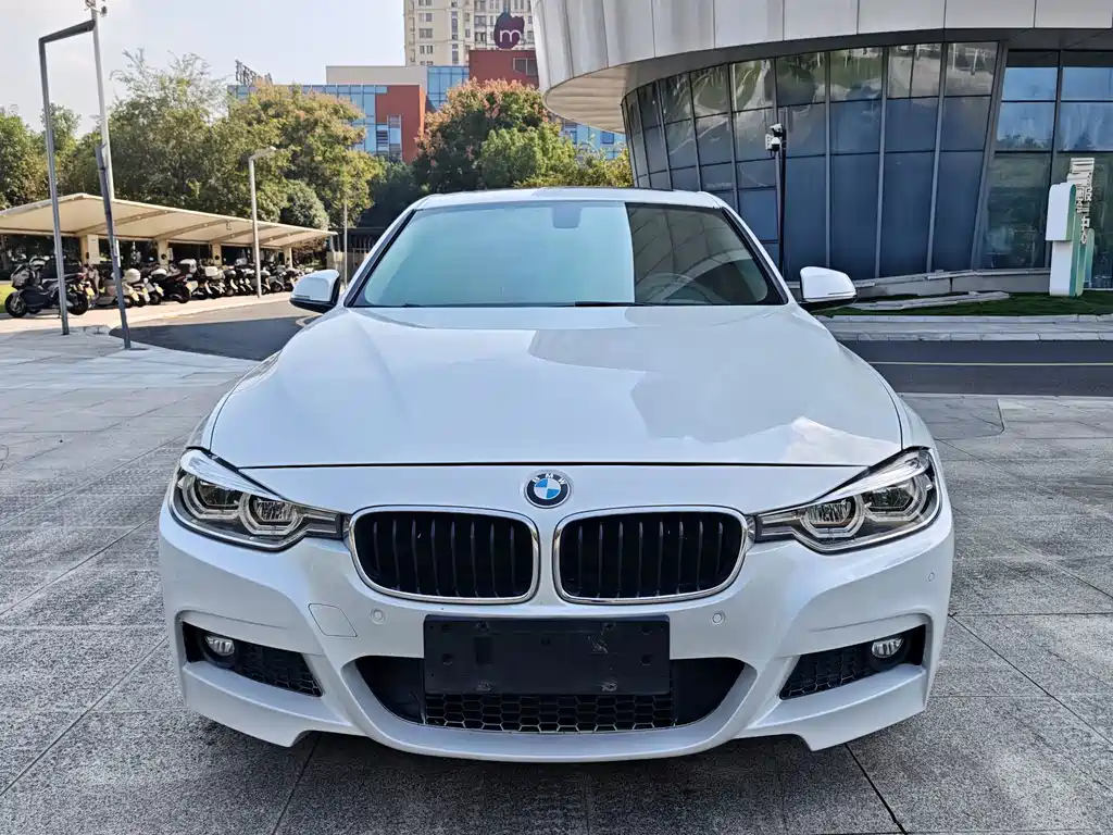 BMW 3 Series — миниатюра 11