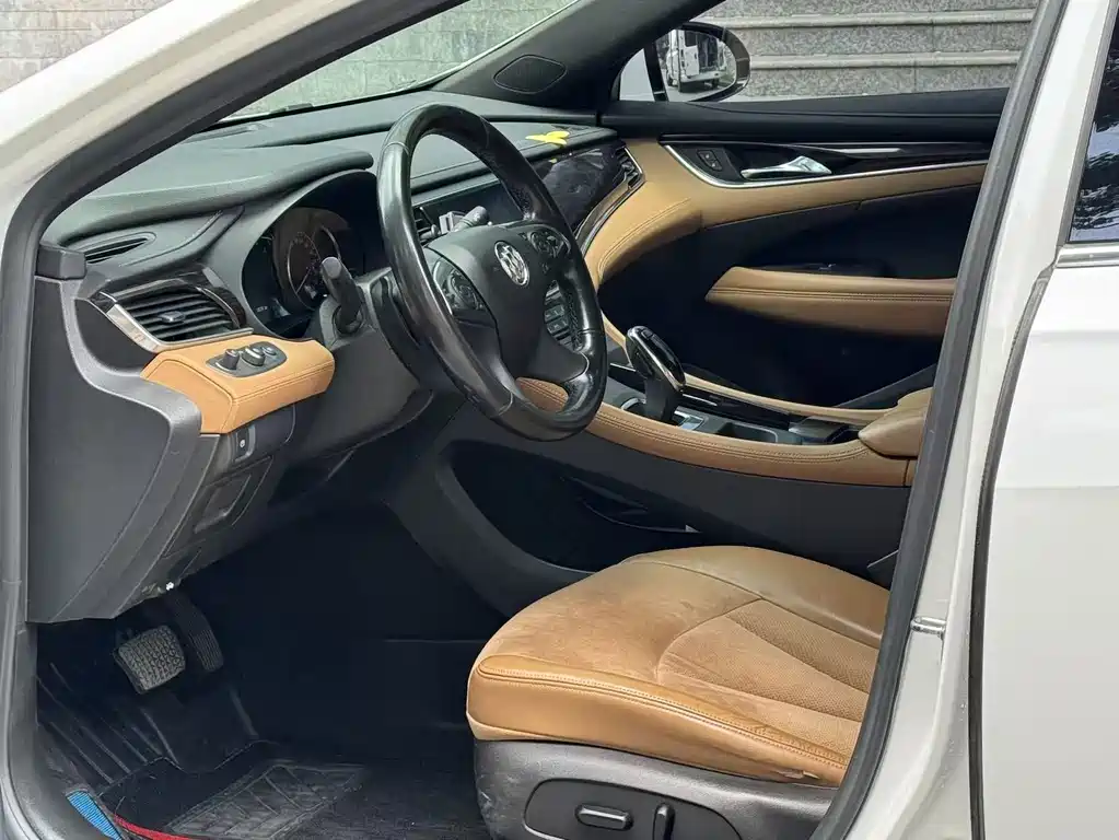 Buick LaCrosse — миниатюра 4