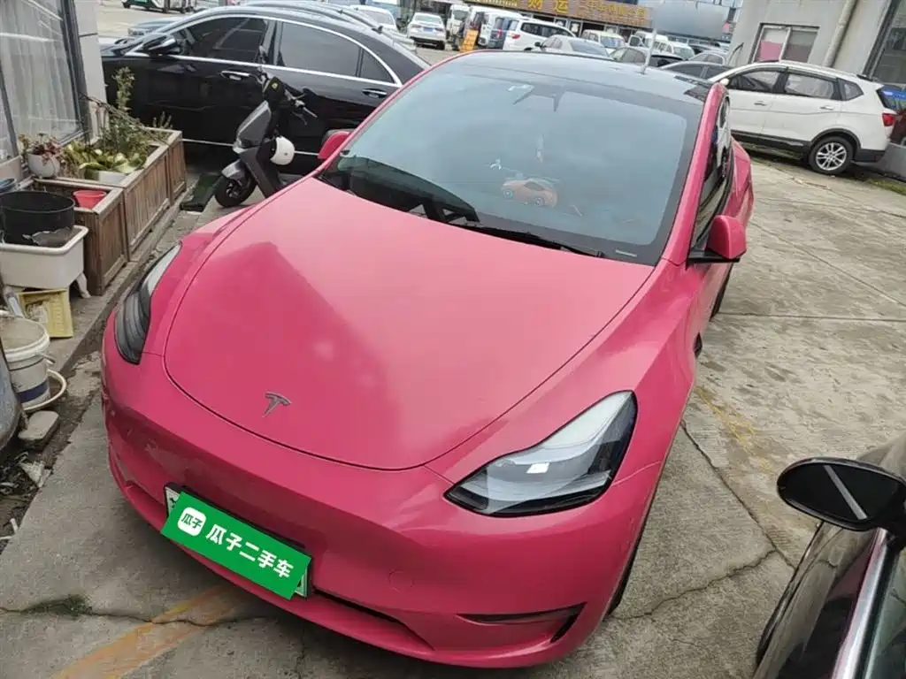 Tesla Model Y 2022