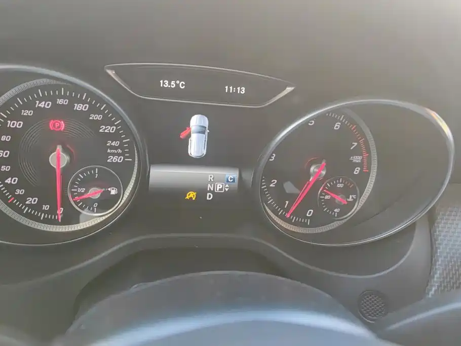 Mercedes-Benz GLA — миниатюра 14