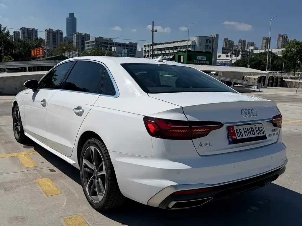 Audi A4L — миниатюра 7