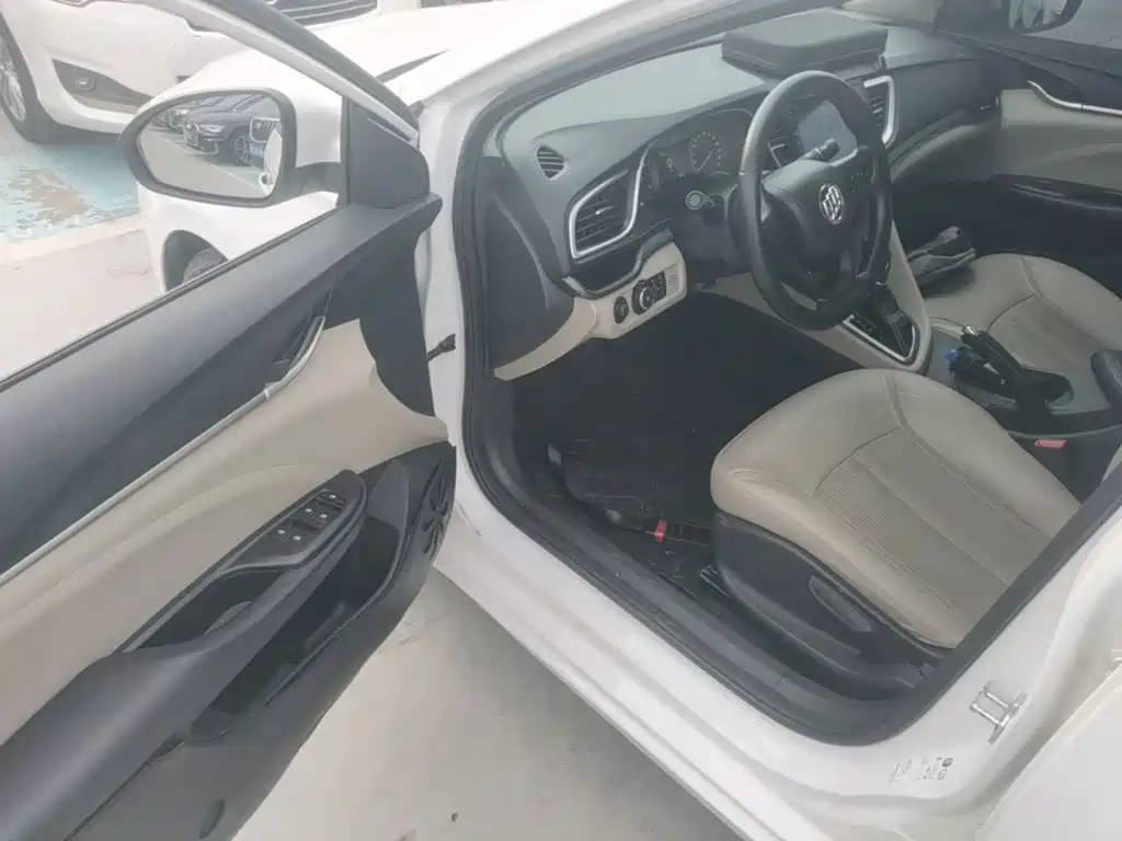 Buick Excelle — миниатюра 16