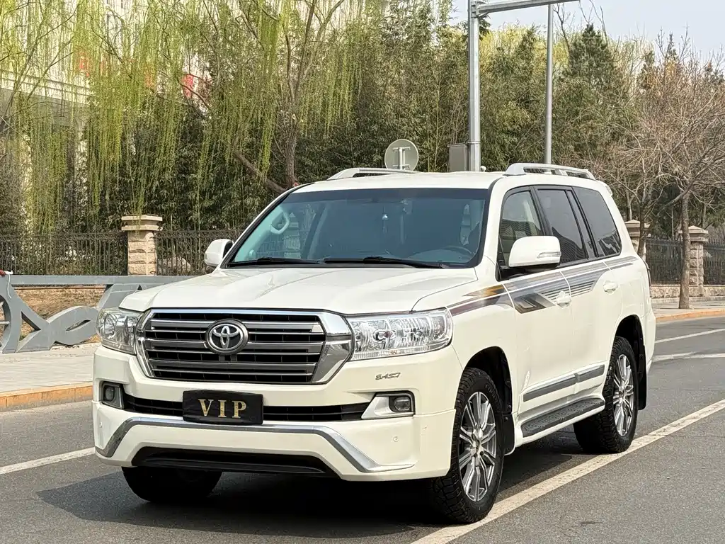 Toyota Land Cruiser 2016