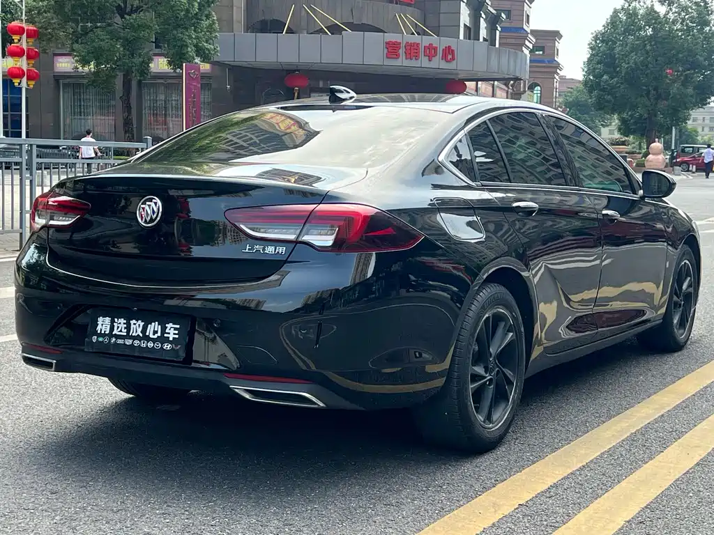 Buick Regal — миниатюра 4