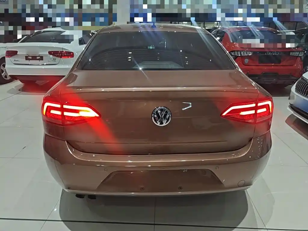 Volkswagen Lamando — миниатюра 6