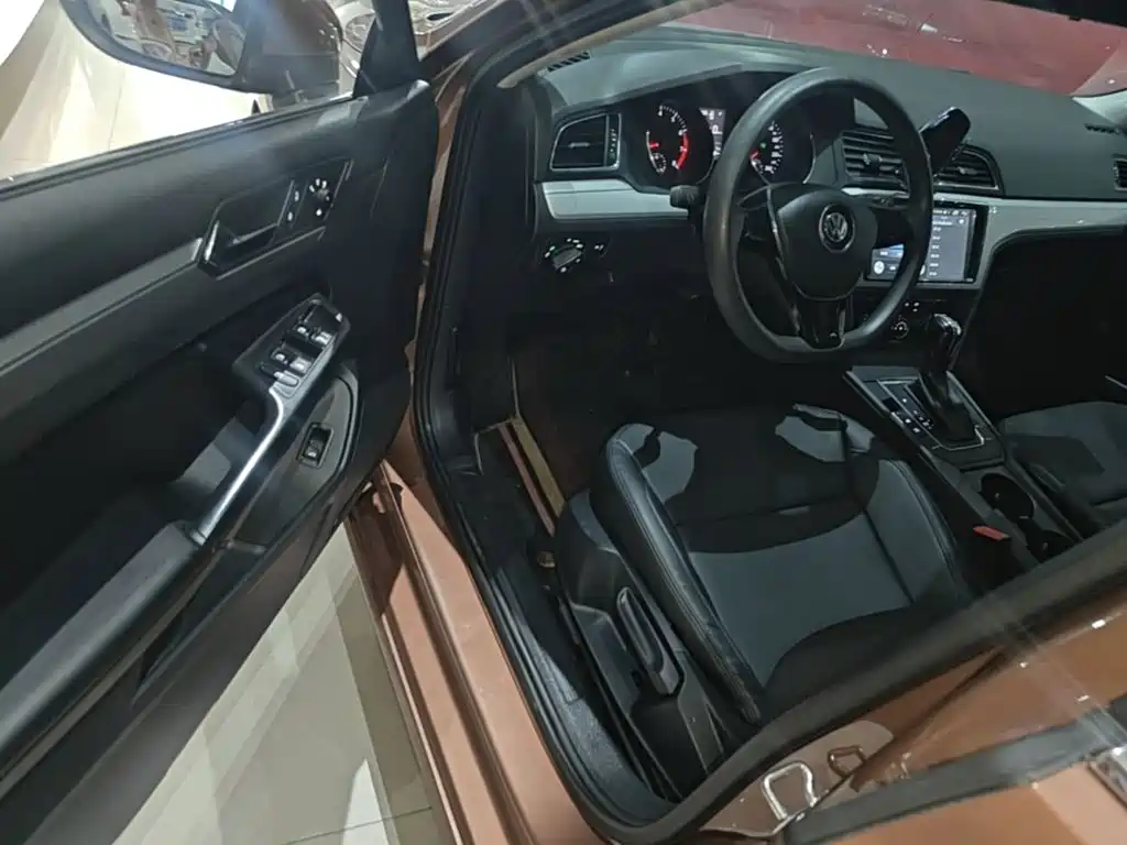 Volkswagen Lamando — миниатюра 16