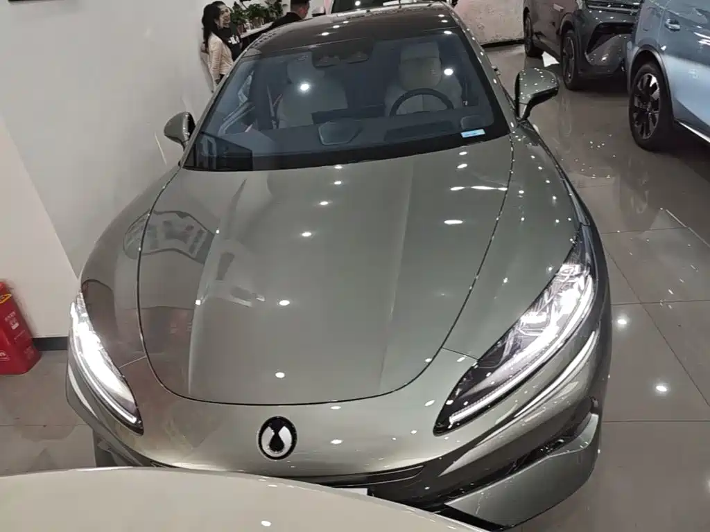 Denza Denza Z9GT — миниатюра 3