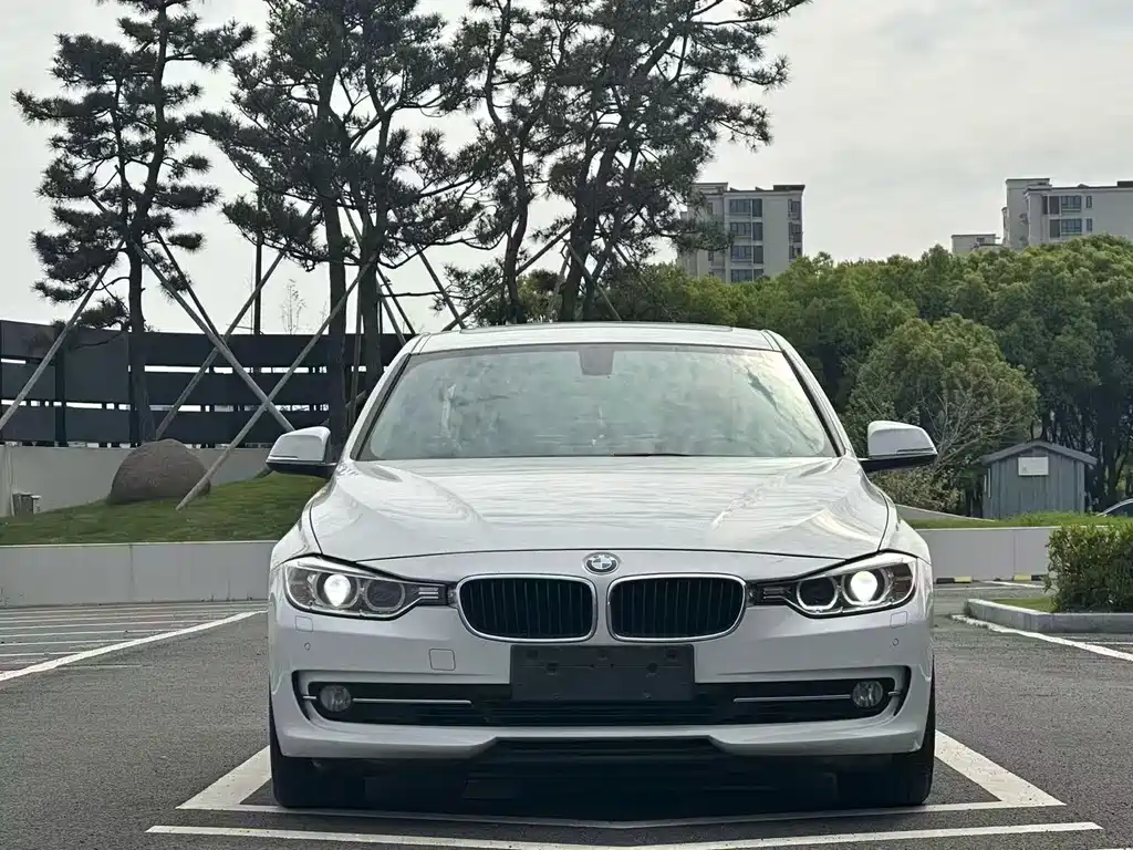 BMW 3 Series — миниатюра 2