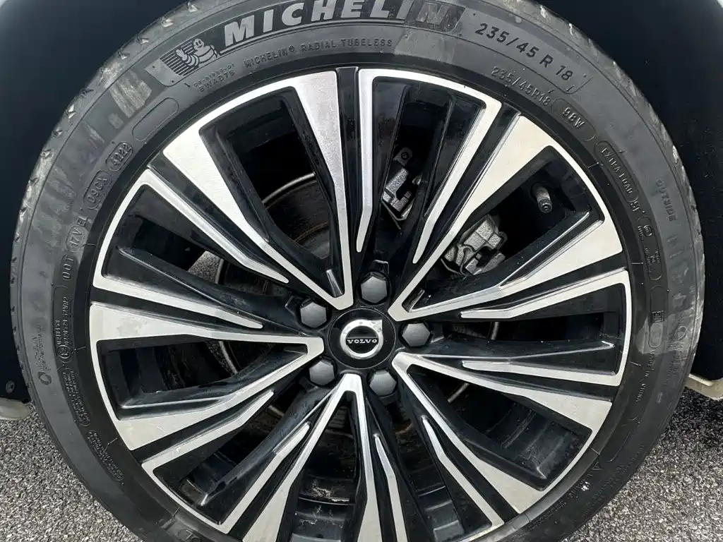 Volvo S60 — миниатюра 13
