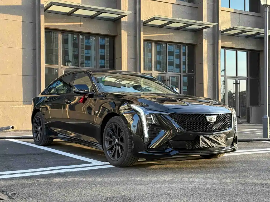 Cadillac CT5 — миниатюра 3