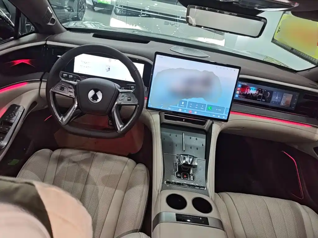 Denza Denza Z9GT — миниатюра 10