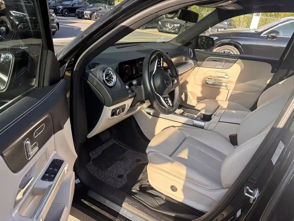 Mercedes-Benz EQB — миниатюра 5
