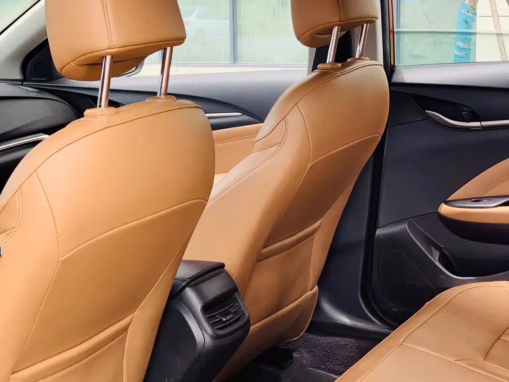 Buick Excelle — миниатюра 13