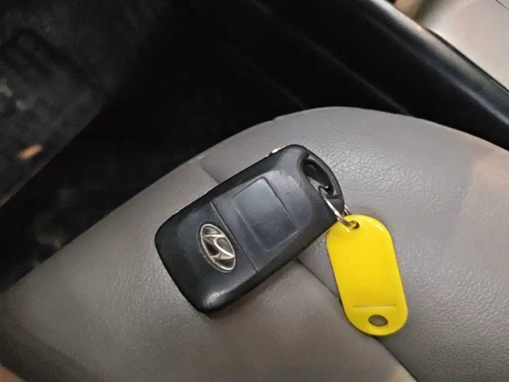 Hyundai Elantra — миниатюра 9
