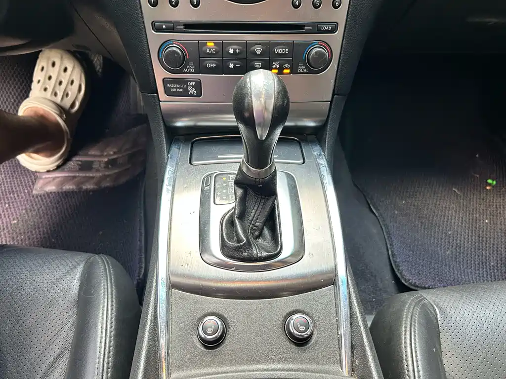 Infiniti G — миниатюра 11
