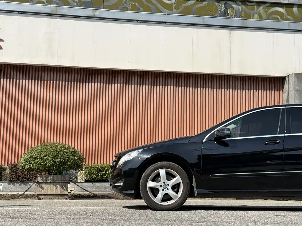 Mercedes-Benz R-Class — миниатюра 3
