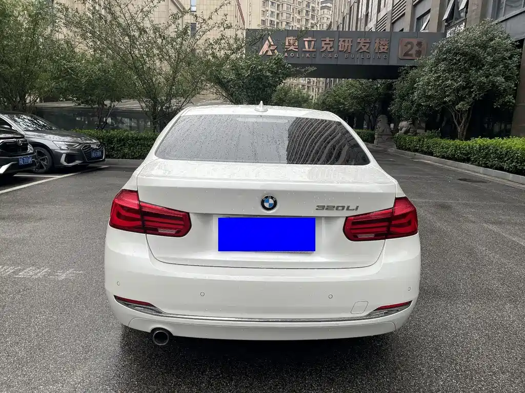 BMW 3 Series — миниатюра 5