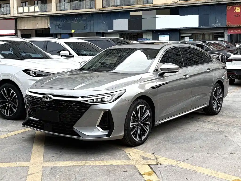 Chery Arrizo 8