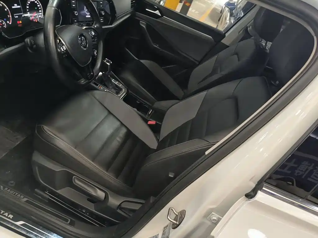 Volkswagen Sagitar — миниатюра 15