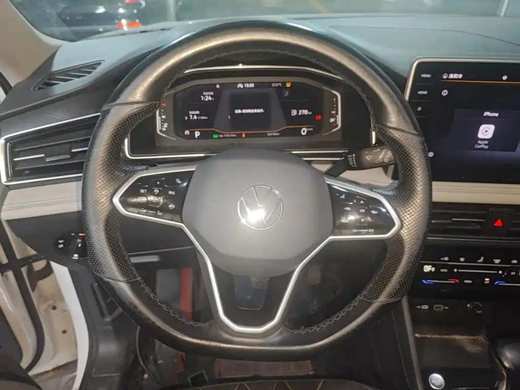 Volkswagen Tiguan L — миниатюра 11