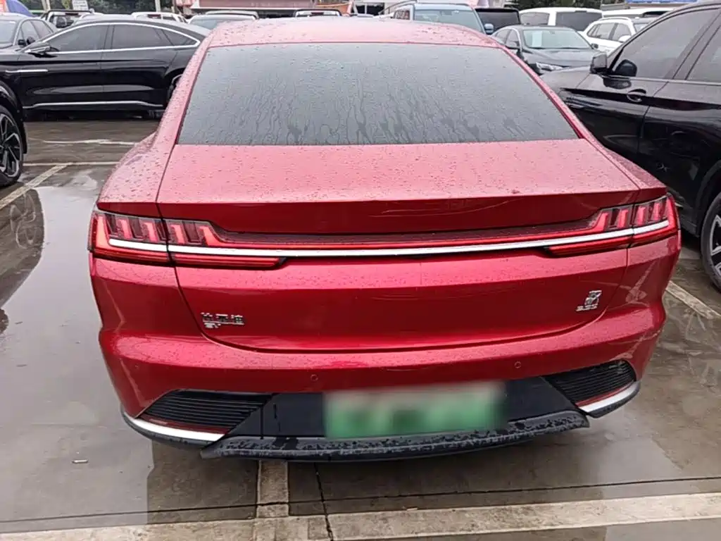BYD Han — миниатюра 6