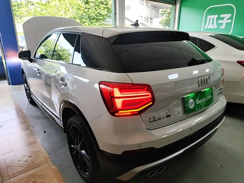 Audi Q2L — миниатюра 5