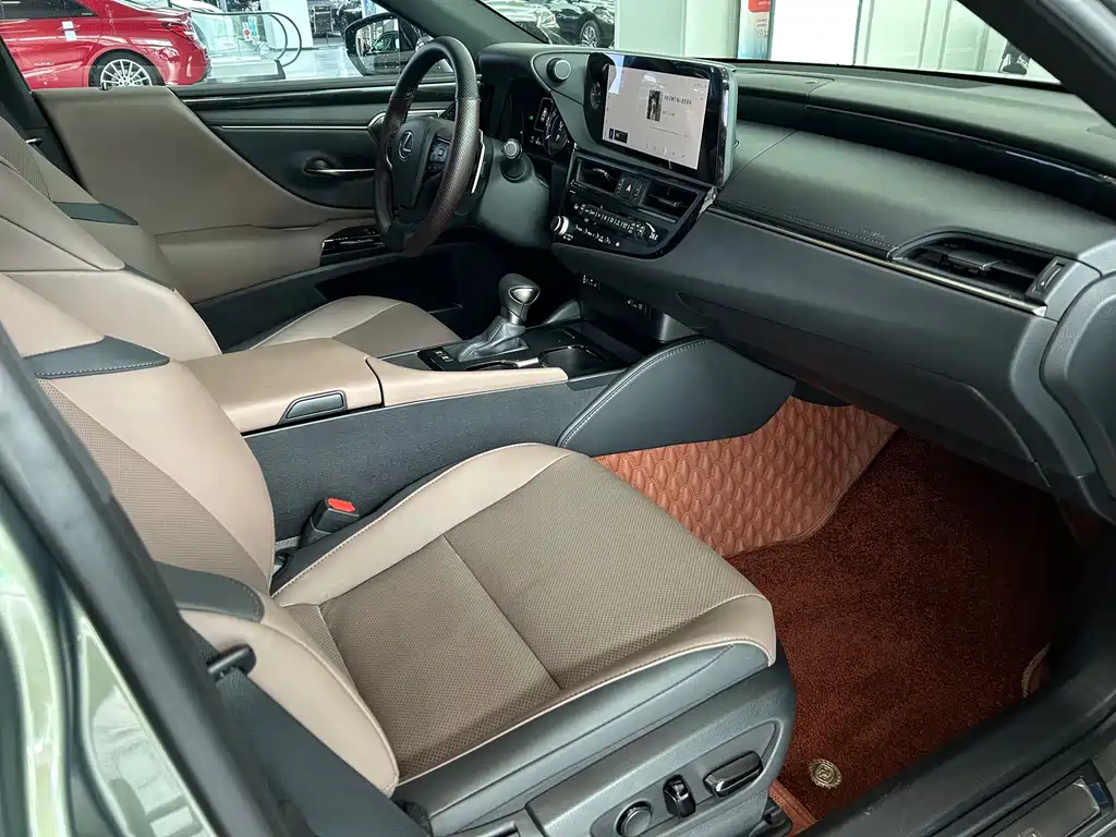 Lexus ES — миниатюра 8