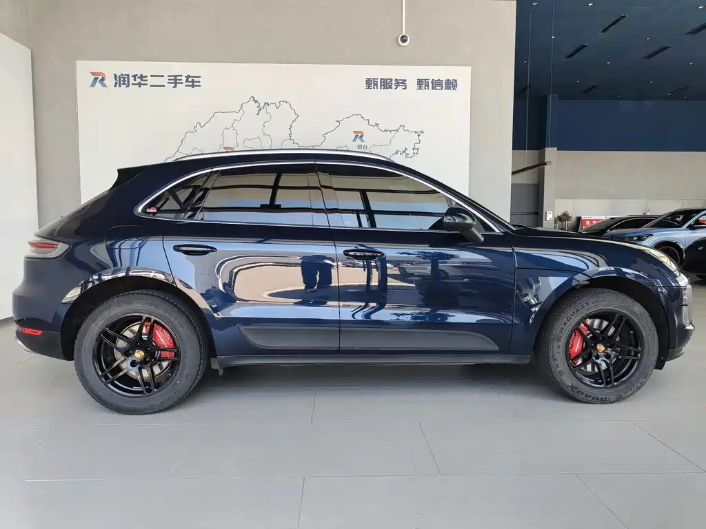 Porsche Macan — миниатюра 3