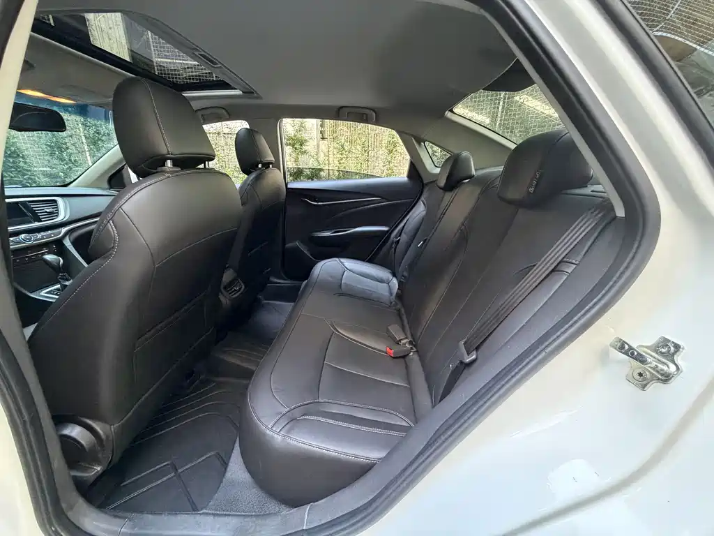 Buick Excelle — миниатюра 5