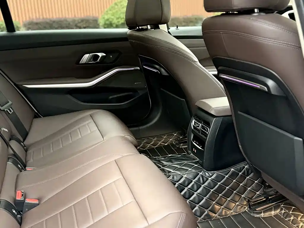BMW 3 Series — миниатюра 14